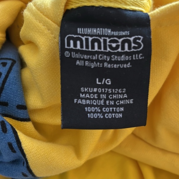 3 brand  new. minions hoodie. Sizes L/G, M/M, &  S/P 100% cotton. Mint condition - Picture 8 of 8